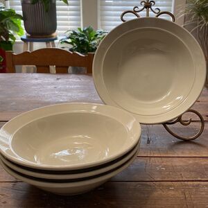 Lot of 4 Stoneware Serving Bowls